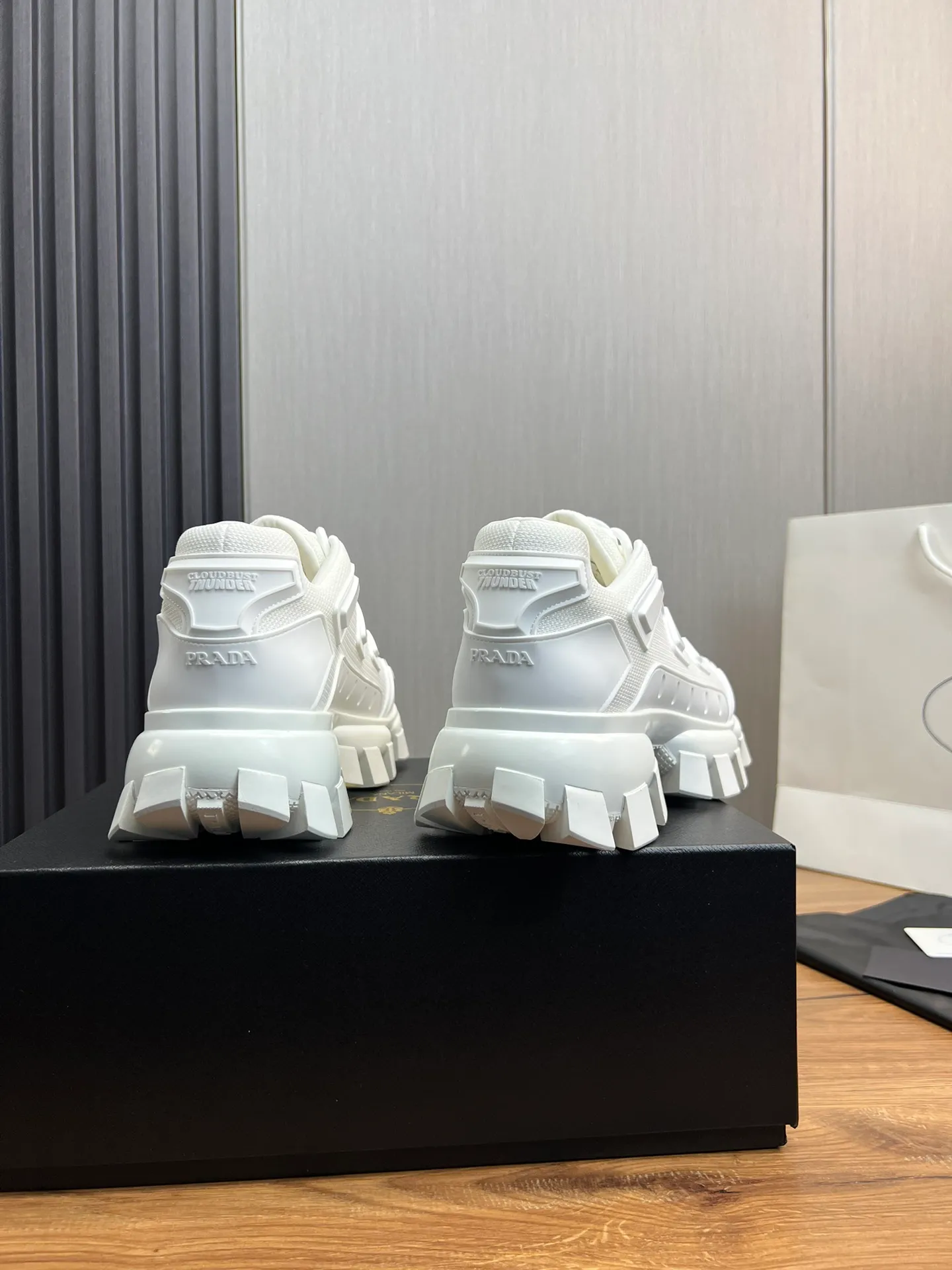 Men's shoes 💰620💰 [PRADA] Hot-selling thick-soled shoes 🔥 Available all year round ✔️Official website synchronization Original fly-knit film fabric + cowhide lining, 1⃣️:1⃣️reproduction, original sole, 38-45 (45 made to order, non-refundable)